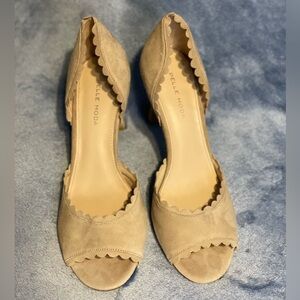 8.5 Pelle Moda Cream Suede Heels